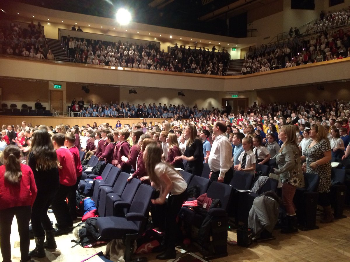 CreativeAngus tweet media