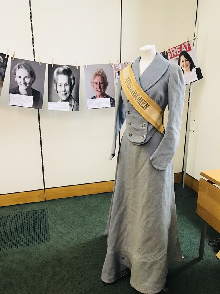 samiahjavaid's tweet photo. Key theme from this morning - “Find your voice and make a change” Joined by Emmeline Pankhurst’s dress at today’s #xgoviwd2018 @CGWomensNetwork #IWD2018 https://t.co/spXD01bUtW
