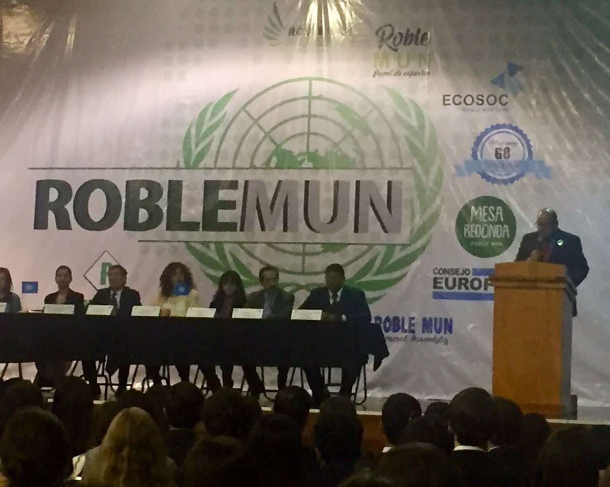 IgorGuilarte's tweet photo. .@ColegioRoble @ONU_es #RobleMUN 2018 Gracias ⭐️ https://t.co/IDMEEJWR2P