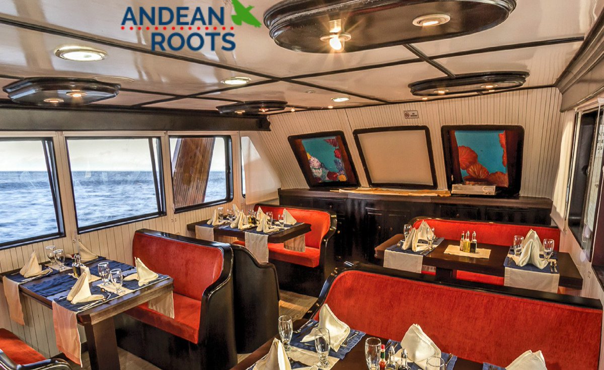 AndeanRootsEC's tweet photo. Don't miss out on this #Galapagos Last -minute. #Monserrat Yacht 4 days from $ 2649 NOW ONLY $ 960 https://t.co/lCmetMwtId https://t.co/UKcBN0iVvw
