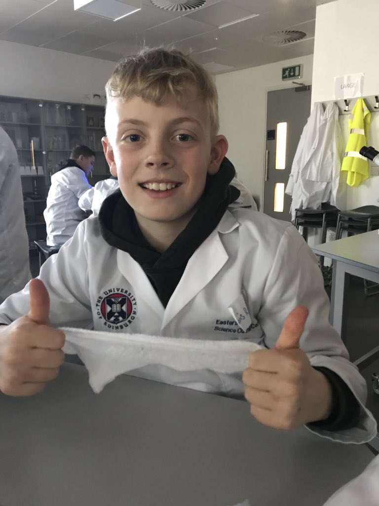 CornbankPS's tweet photo. P7 boys have enjoyed their visit to The Roslin Institute working with @EBSOClab learning all about bacteria, how it spreads and how we can prevent it from spreading #FarmDetectives 🔦🔬🌡 https://t.co/MARKrTud9E