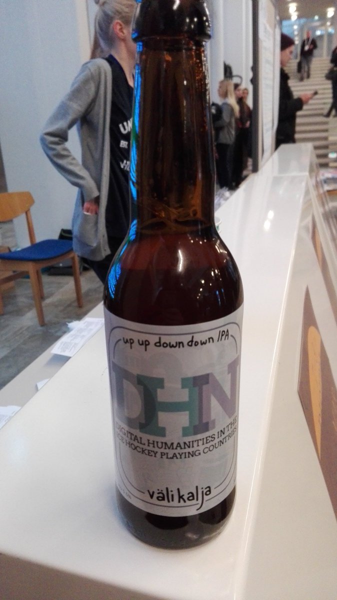 Barb_Revuelta's tweet photo. At #DHN2018: Humanities research, digital methods an a coffee break that turned into a beer break. https://t.co/a28FBaEQjX