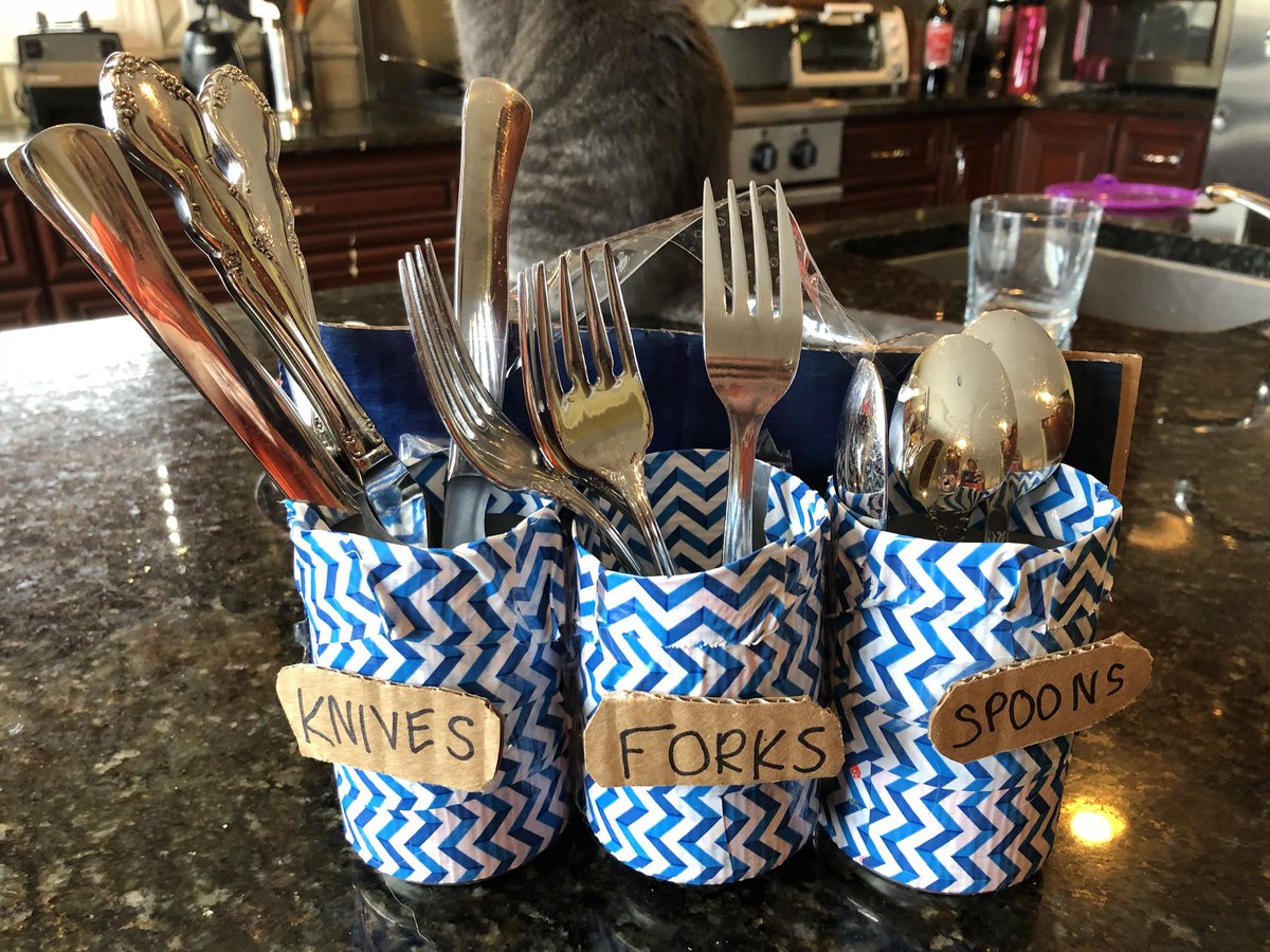 DKLin's tweet photo. Linthorst girls’ inspired by Enviro Science session @ BT’s Wellness Day - an upcycled utensil caddy! @tinaovermanbt @Gabyvanzandt https://t.co/7DZtyRZh2d