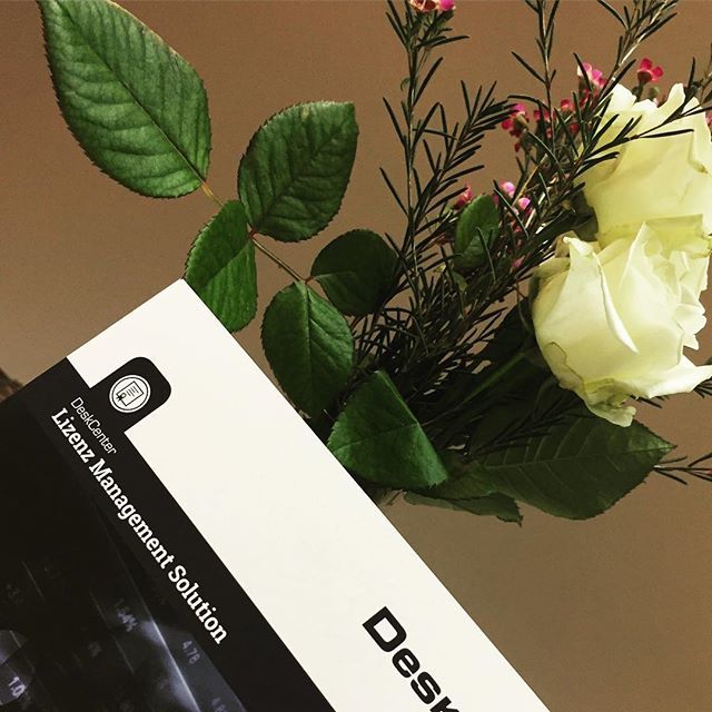 DeskCenterAG's tweet image. Wir werden heute nicht anfangen unsere Texte mit Binnen-Is oder Sternchen zu verzieren. Aber wir werden uns vernetzen. #frauentag2018 #fraueninderit #deskcentersolutions