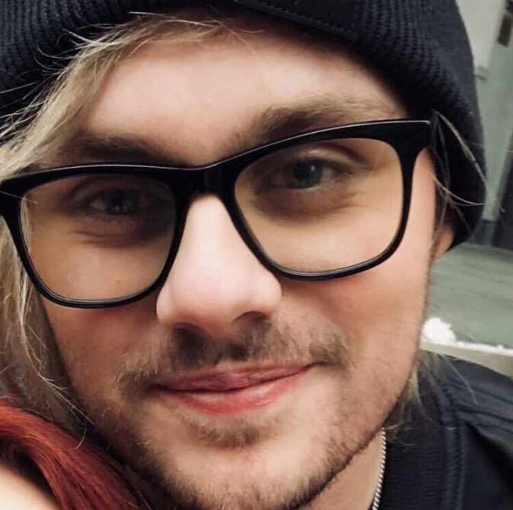 Best of Michael Clifford tweet media