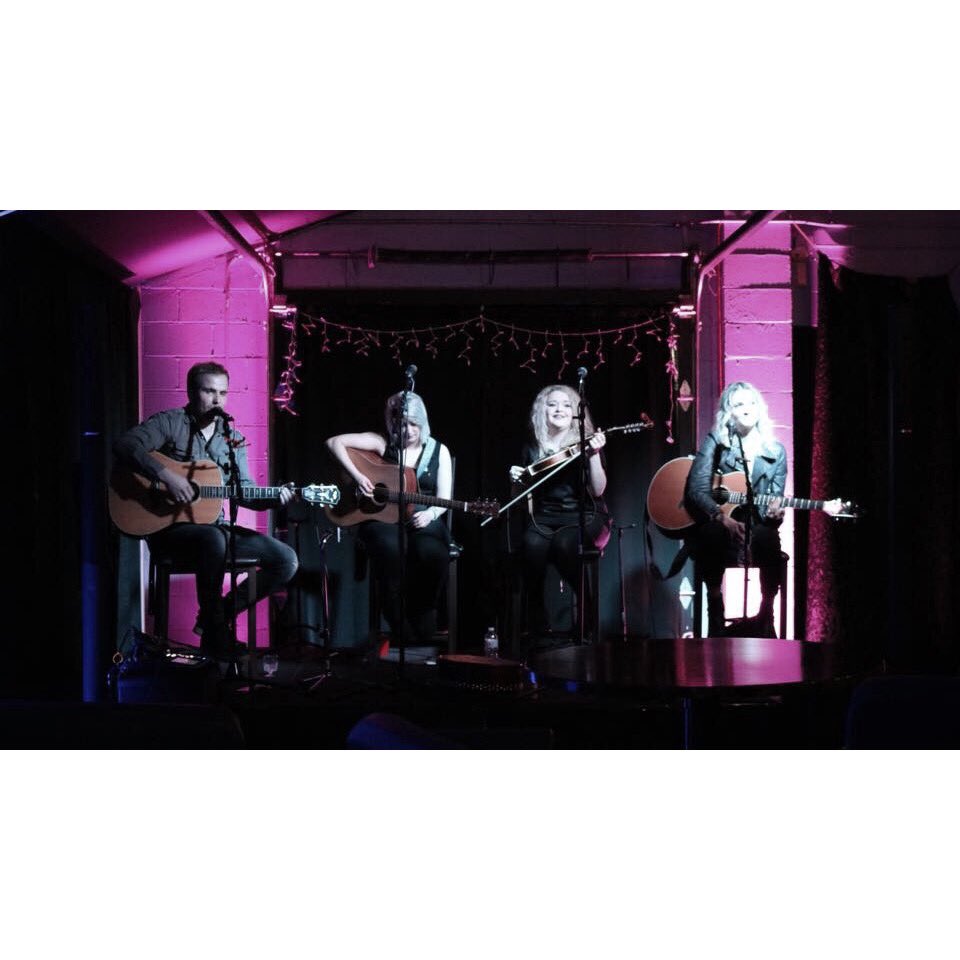 WE'RE IN NASHVILLE 🖤