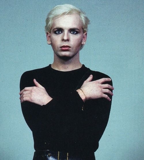 Happy 60th birthday to Gary Numan. Photo c.1979. 