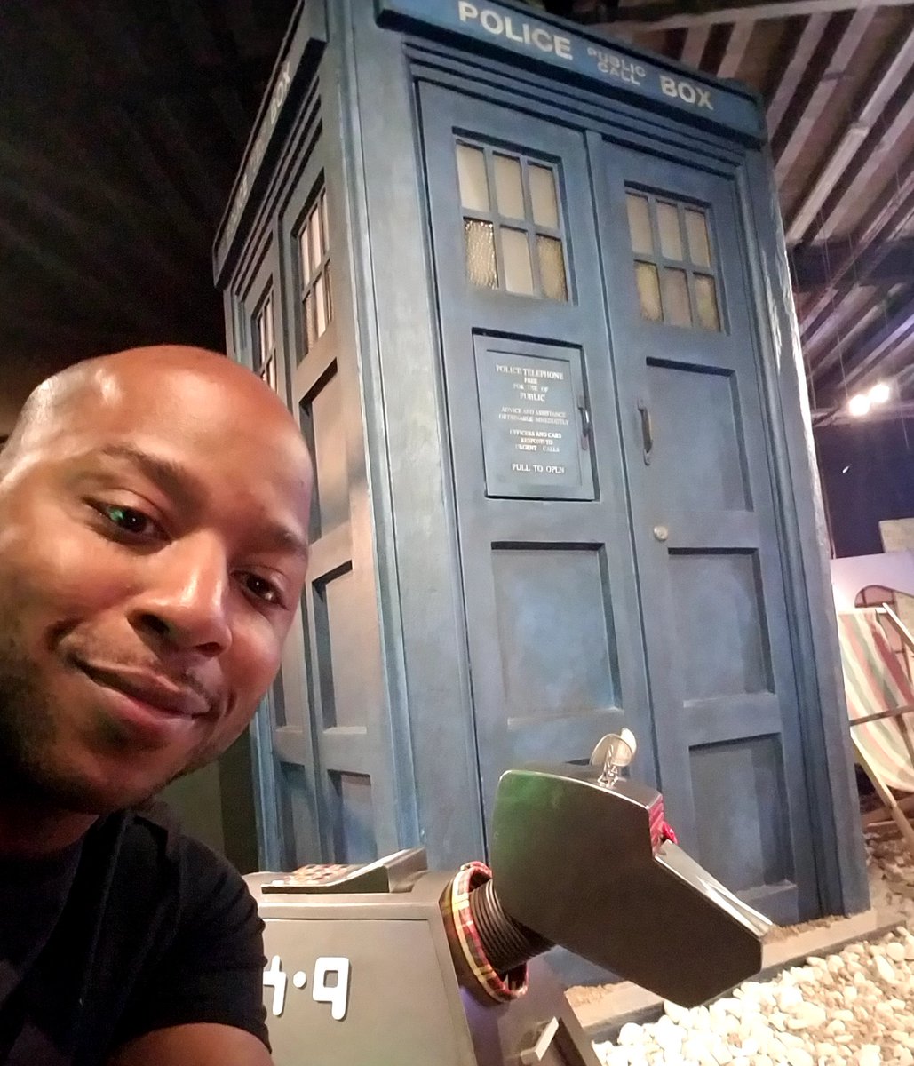 USAWhovians's tweet photo. My European journey is almost over. I must admit #gally1 is the closest we will ever get to the Fandom in this region. I look forward to posting more once I touch down in the U.S. Until then, here are some of my favorites pics from this journey . #DOCTORWHΘ #DrWho #TeamTardis https://t.co/YH0GIxpW6m