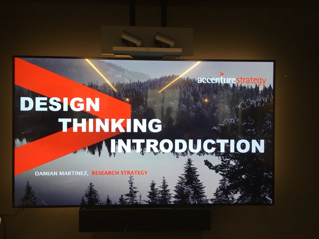 FPdGi's tweet photo. Seguimos en el #CentroDesarrollo de @AccentureSpain con un taller de #visualthinking liderado por Damián Martínez 👌🏻 Esta es una de las formaciones de #RescatadoresDeTalento, un programa que fomenta la #empleabilidad de los #jóvenes #empleo #rrhh https://t.co/nfgD6JW1XB