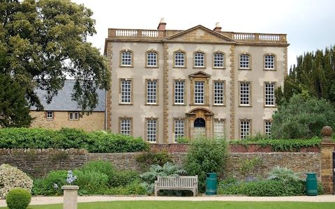 Inside the 'blank canvas' mansion on the market for the first time in 80 years buff.ly/2EXL4vw