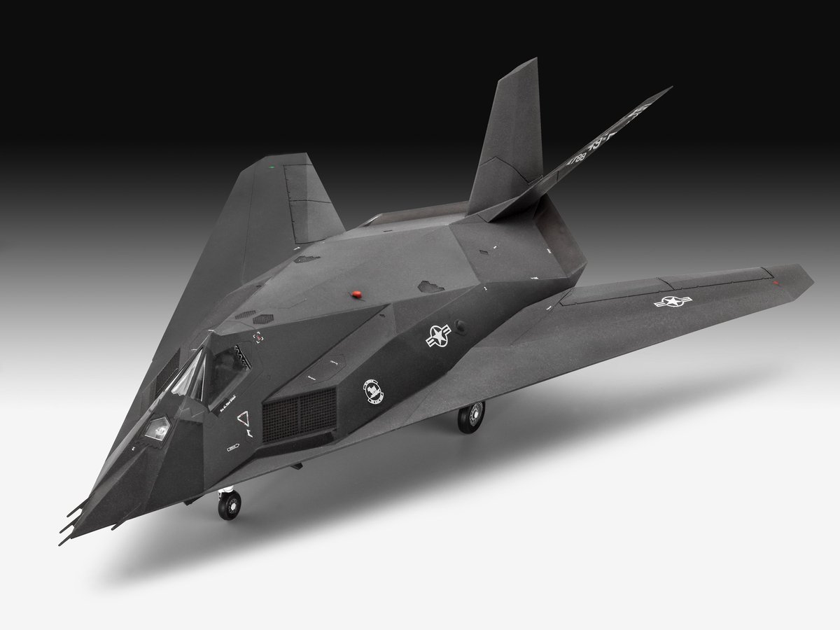 Revell UK tweet media