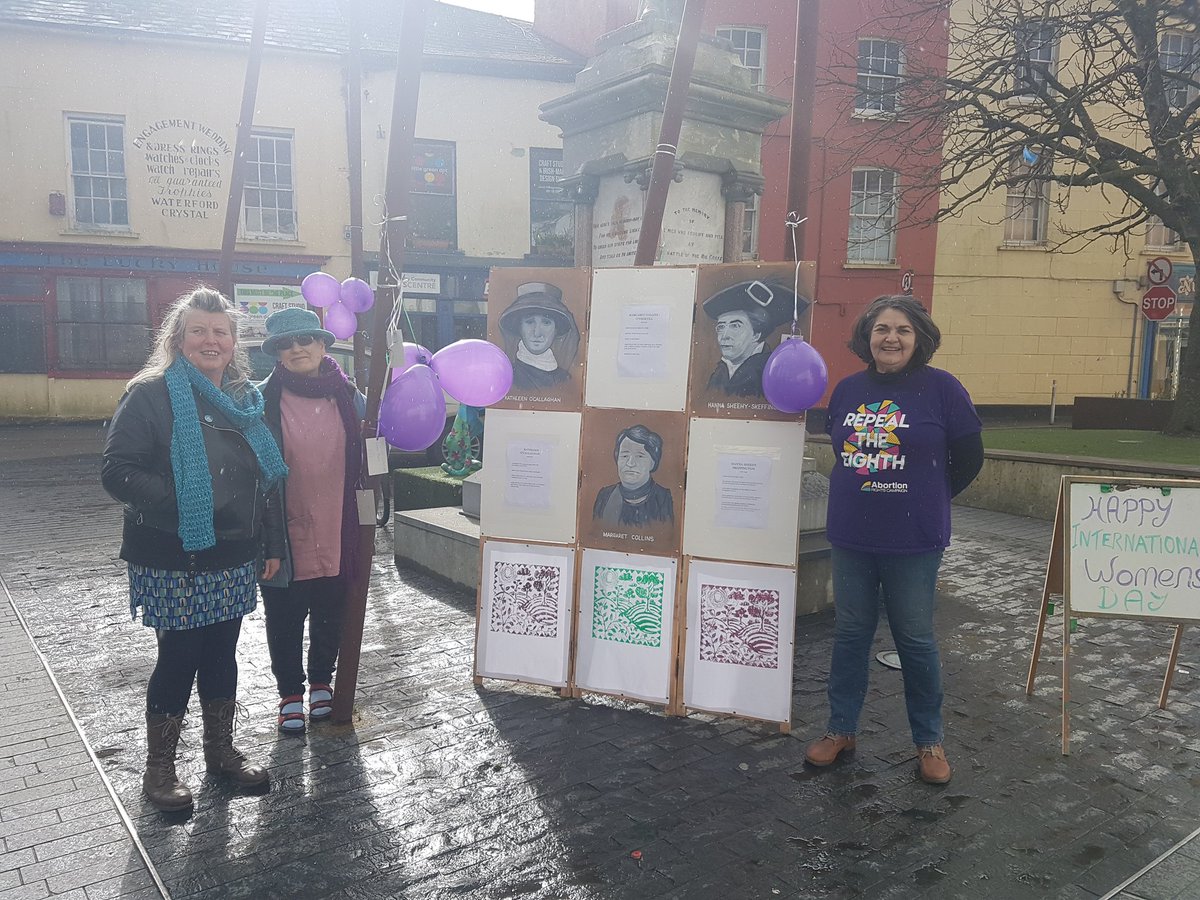 anjabakker's tweet photo. Happy #InternationalWomenDay2018.from #Cloakilty. To all the #wonderful #women in my life... I #love you.
#ilovewomen #womencelebratingwomen #womancrusheveryday
#wearerepealing #repealthe8th
#WomanPower#catholics4choice #repeal #corksaysyes
#catholics4choice #parents4choice https://t.co/1l43W3wt85