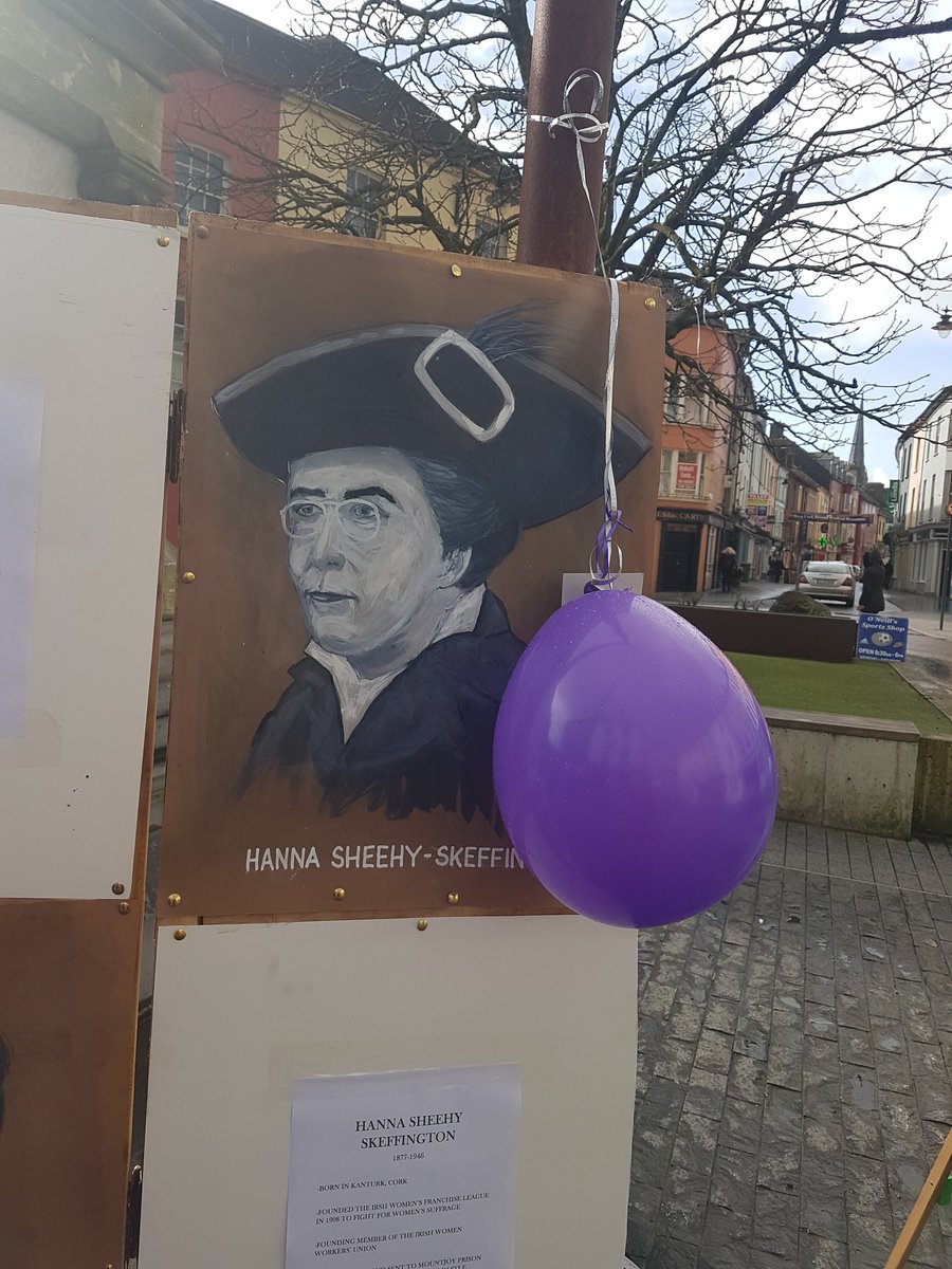 anjabakker's tweet photo. Happy #InternationalWomenDay2018.from #Cloakilty. To all the #wonderful #women in my life... I #love you.
#ilovewomen #womencelebratingwomen #womancrusheveryday
#wearerepealing #repealthe8th
#WomanPower#catholics4choice #repeal #corksaysyes
#catholics4choice #parents4choice https://t.co/1l43W3wt85