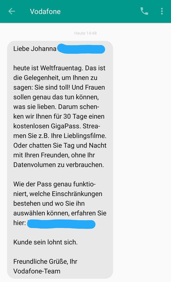 Jomonaut's tweet photo. Noch etwas zum #Weltfrauentag. @vodafone_de schenkt mir einen GigaPass, damit ich glotzen und chatten kann. Das was Frauen eben so tun. Nett gemeint, aber diskriminierend. Heute geht es um Gleichberechtigung - nicht um Klischees. Ich arbeite übrigens und kann dafür selbst zahlen. https://t.co/9JfMMnMnLx