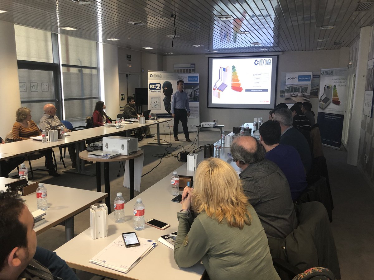 tecnovent1's tweet photo. Nuevas técnicas de instalación Eficiente presentado por @danel_mencia Director General de GU PROCOMSA para distribuidores tecnovent.
#ventanasymuchomas #eficienciaenergetica #ventanasdepvc https://t.co/k94VUaTY2b