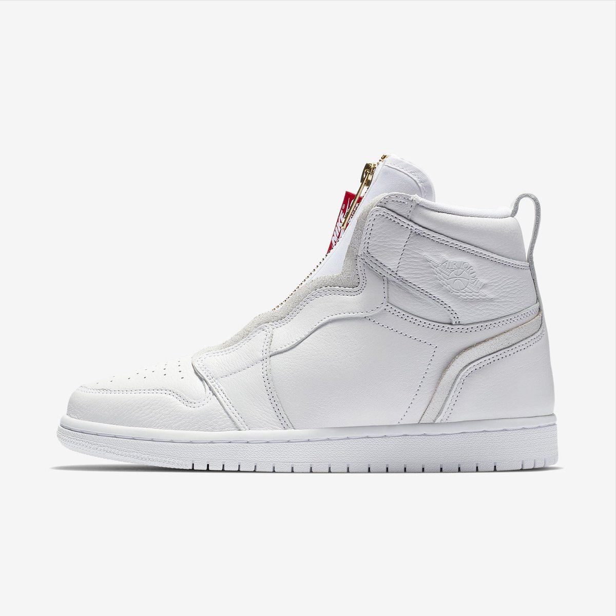 swooshsupply's tweet photo. Releasing in 15 minutes.
Air Jordan 1 High Zip.
White  https://t.co/7QO2iSHFvl
Black  https://t.co/xCAbO4NVk2 https://t.co/drNcc4Gkbd