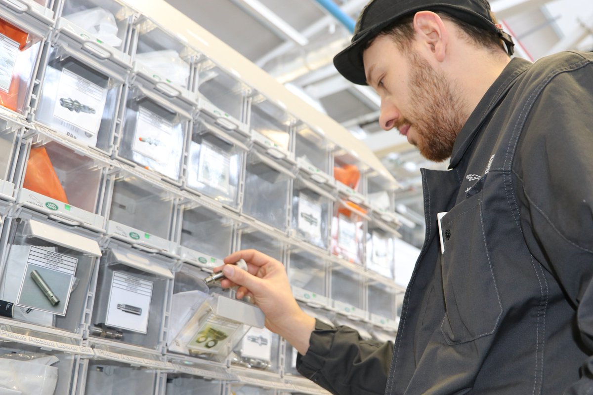 jlremc's tweet photo. Find out more about #samrobbins one of our mechatronic apprentices https://t.co/Pmz6PH1BuC #NationalApprenticeshipWeek https://t.co/MrSvQC0h7M