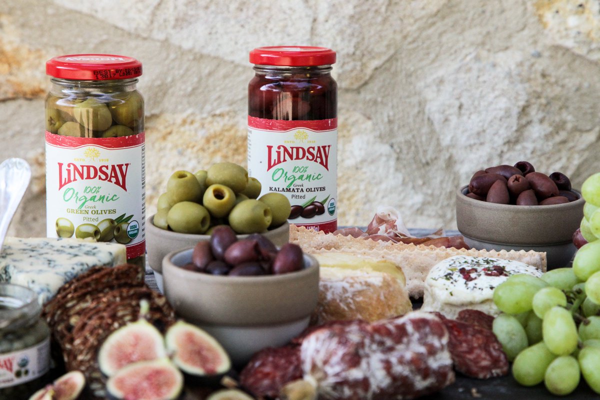 lindsayolives's tweet photo. Believe it or not, there's more to us than just the red can, like an entire line of natural and organic products (YUM!). If you're in So Cal, come visit us at @natprodexpo at Booth N1411 and try some on us! #expowest #ilovelindsay #noboringbites https://t.co/2uW0Eg9jjB