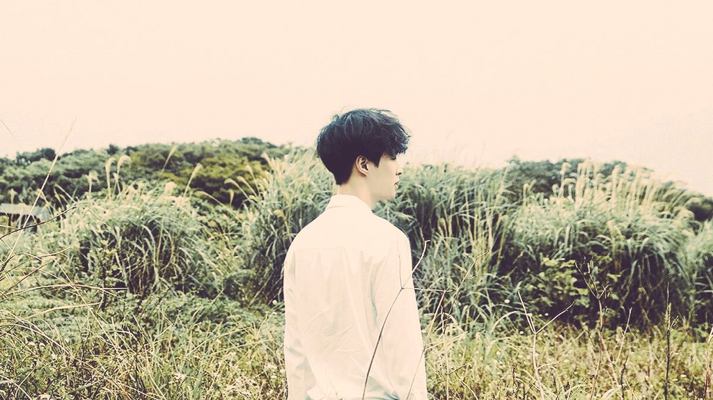 musixxing's tweet photo. Maybe one day when the timing is right, we’ll meet again 😌

#EXOLSelcaDay https://t.co/HjlnPbvtJ3