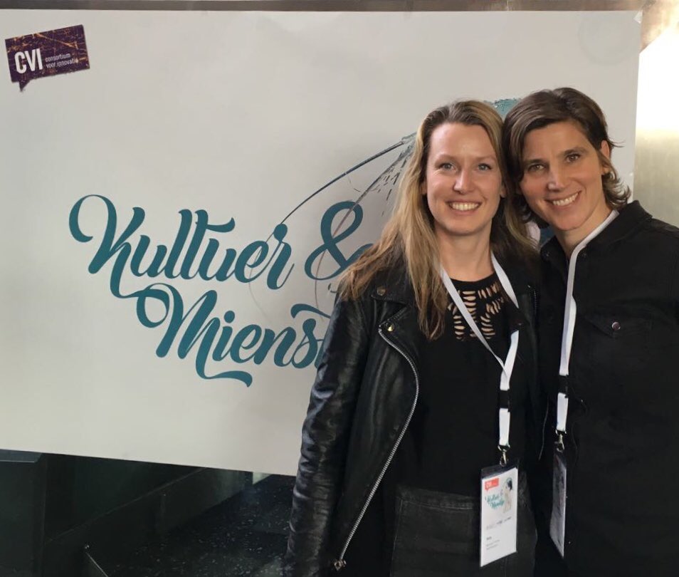 Vandaag met Vera de Jong van Urban Connectors een workshop gegeven op CVI (onderwijs)conferentie in Leeuwarden over de wijze waarop we het ondersteunde digitale platform van sQuare ontwikkelen en prototypen. <a href="/ROCvA/">ROC van Amsterdam</a> @practoraat @practoraatcreatiefvakmanschap <a href="/AmsterdamNL/">Gemeente Amsterdam</a>