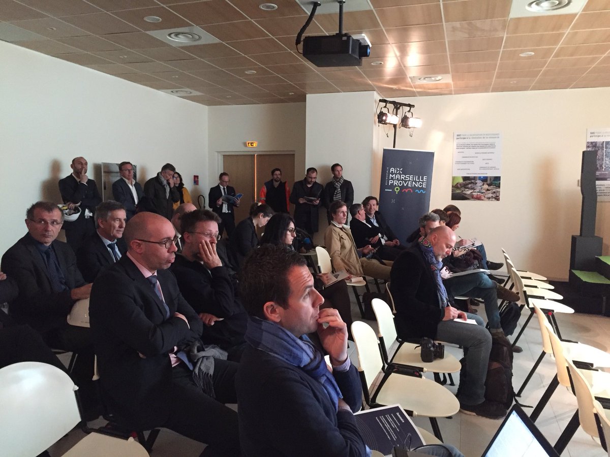 CMSignouret's tweet photo. Une belle opération @suezFR à Marseille pour valoriser l’unité de production de #biométhane. Bravo à toutes les équipes SUEZ, SERAMM, @AMPMetropole @_InsightOutside @Plus2sens @DumoulinMargaux Et merci à la #presse locale et régionale https://t.co/ZzJqSva0QR