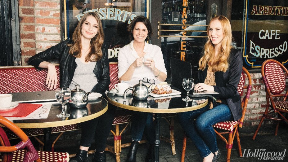 THR's tweet image. 3 screenwriters on crashing the blockbuster boys club: "I want to see a female Darth Vader" thr.cm/bmxbqA #InternationalWomensDay