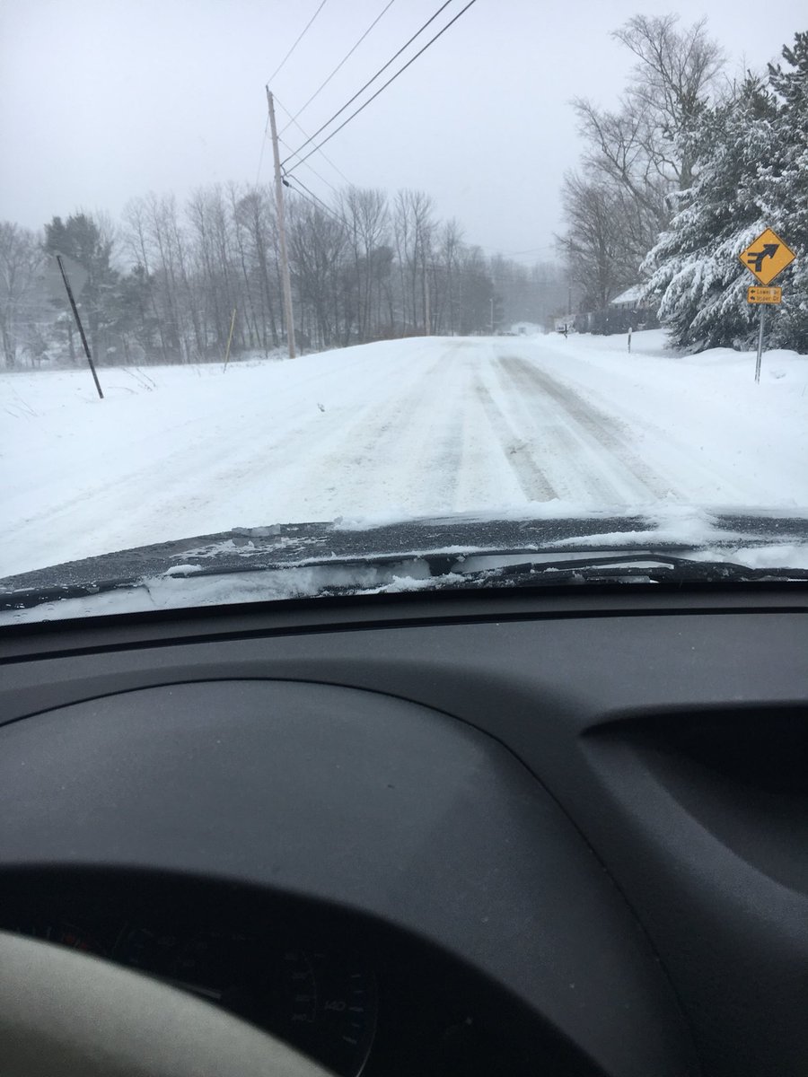 ray_themaina's tweet photo. Gotta love ❤️Maine👌👍🤬 https://t.co/7cKcxoRiWW