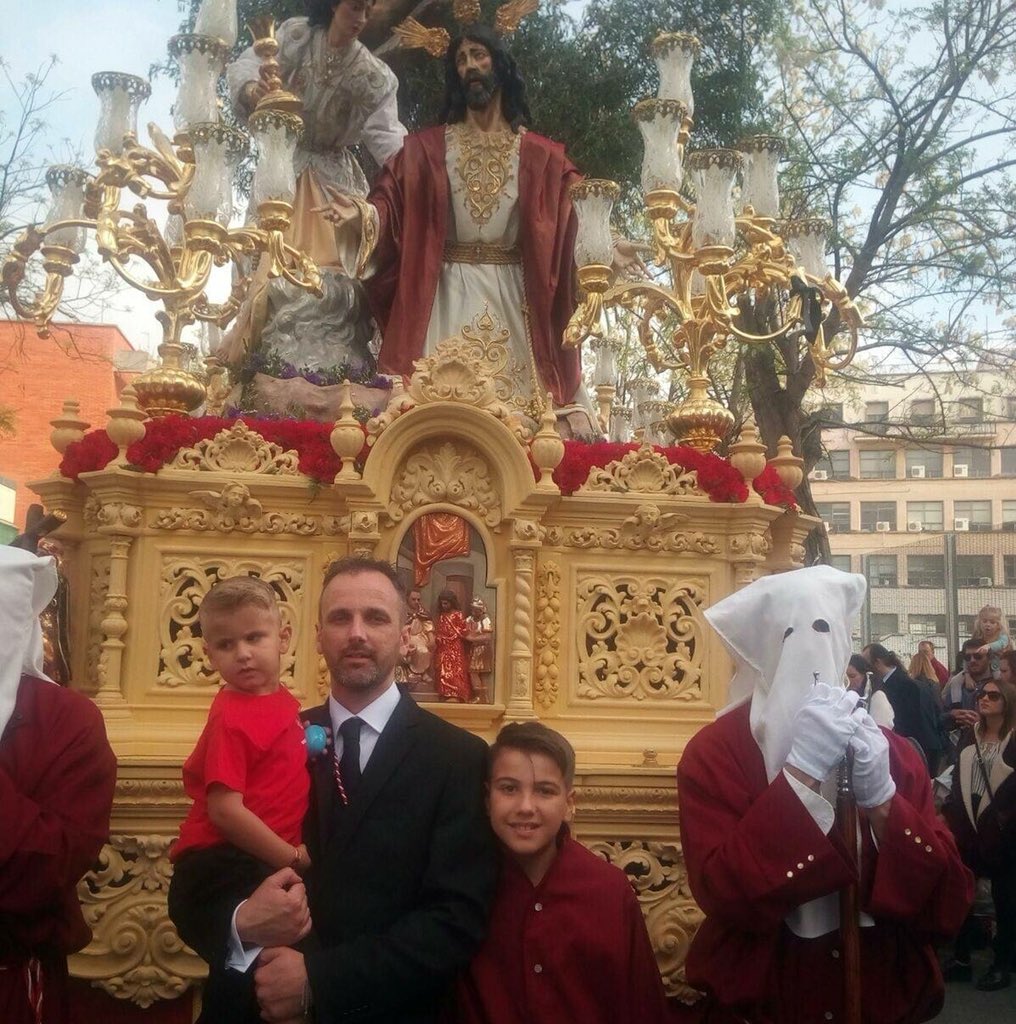 Óscar Jiménez se despide como capataz de la Sagrada Cena de Cádiz tras cuatro años al frente de la cuadrilla