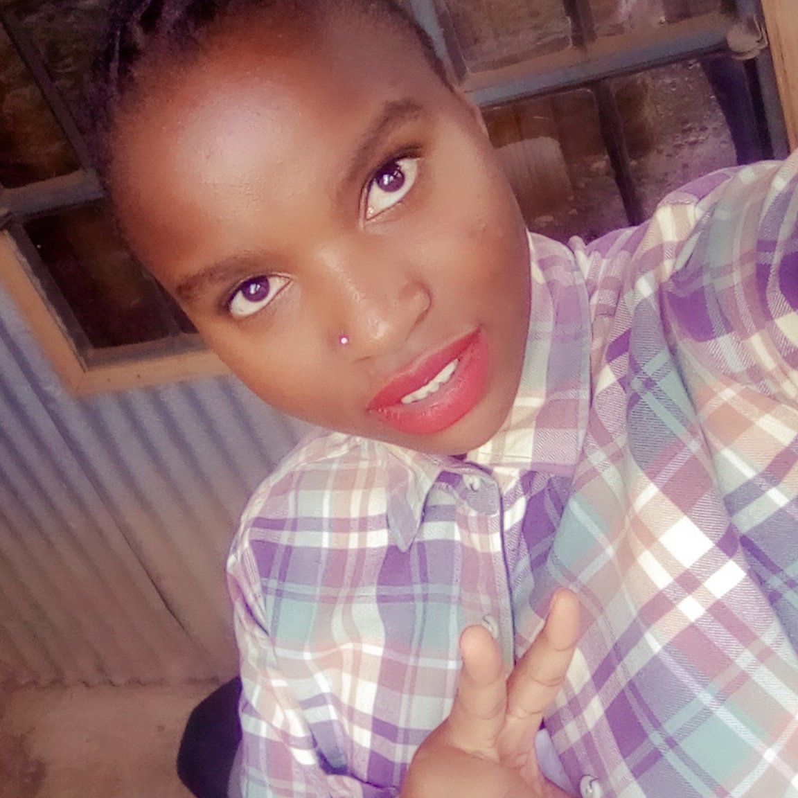 Rasgyaleunice's tweet photo. #HappyInternationalWomenDay
✌
Strong lady, open minded, social, loving, caring 
I don't hate but I love my haters 
Most of all I love jokes https://t.co/O7gza9mCV1