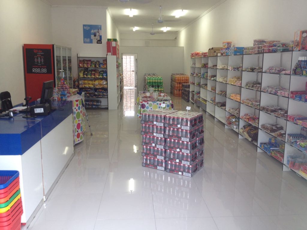 CandyGrotto's tweet image. The @CandyGrotto  is now open for business 🤪