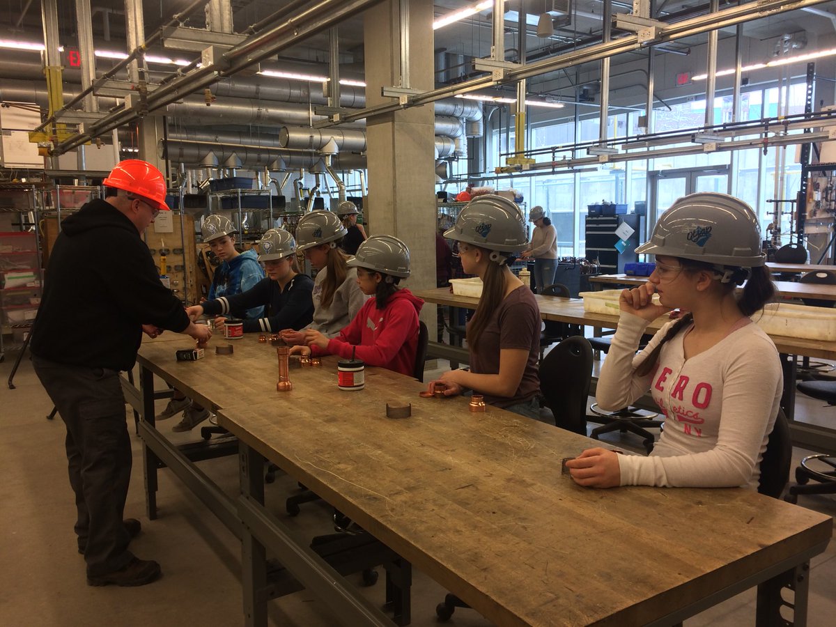 Margaret Murray tweet media