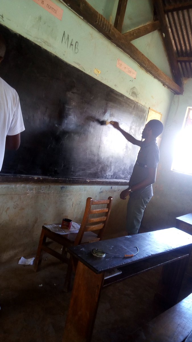 rand_events's tweet photo. One of our #directors joined @RotaractLAW in #namawojolo as they transformed lives of children there. https://t.co/878Pa7Tqhx