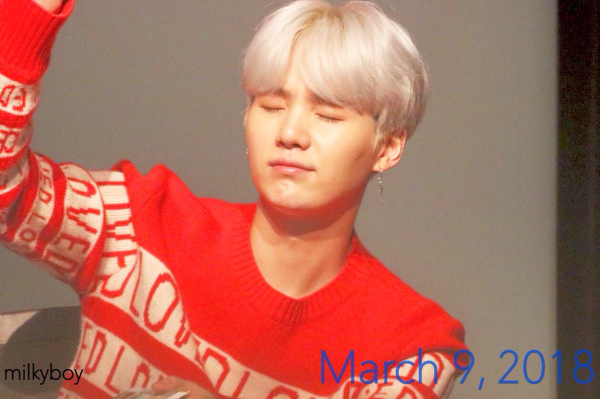 Milky_Boy0309's tweet photo. 2018/03/09 💕
#MinYoongiDay 
#슈가생일ㅊㅋ 
#SUGAWeek 
#슈가형이야 ㅋ https://t.co/7PGH1Ms9sY
