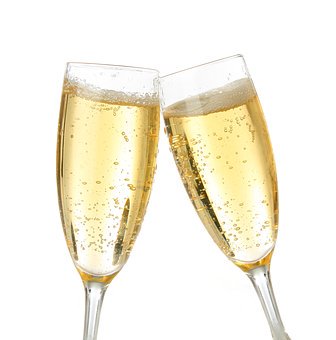 ButterflyBall_'s tweet photo. With only eight days to go until the Ball, there are only eight tickets left! Wouldn't it be marvellous to have a full house? Have a chat with your friends and see if you, and they, can join us for a wonderful evening. Contact dawn@thorntonandlowe.com to reserve your ticket! https://t.co/EQg2VBx2Ab