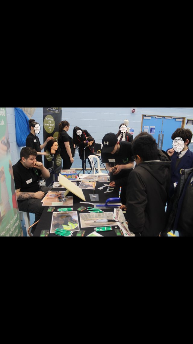 WEPROMISEFUTURE's tweet photo. Pete from our Glass Academy, demonstrating some of his skills to future learners who where then encouraged to have a go themselves.  Two of our own learners manned the plumbing and plastering stations and did us proud. Well done guys👍 https://t.co/xvAJrvUQdM