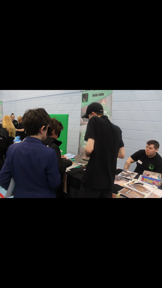 WEPROMISEFUTURE's tweet photo. Pete from our Glass Academy, demonstrating some of his skills to future learners who where then encouraged to have a go themselves.  Two of our own learners manned the plumbing and plastering stations and did us proud. Well done guys👍 https://t.co/xvAJrvUQdM