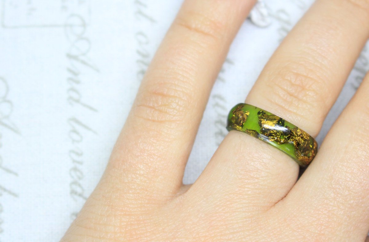 FancyHandmade1's tweet photo. Unique rings for her 😊Handmade from eco-friendly resin and copper flakes
https://t.co/eKbpNBm8IC
#etsy #rings #uniquegifts #handmade #jewelrystore #etsyjewelry #etsyRT
#etsyshop #etsylove #ringsforher #giftideas #musthave #selling #shoppingday #shopping #onlinebusiness #Armenia https://t.co/EOf67Jqiuy