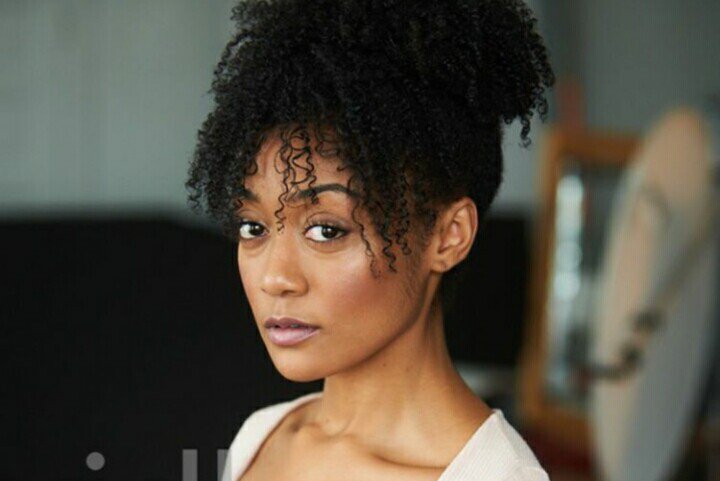 brasilbetween's tweet photo. 5. Mercedes Morris (Renee)

A linda, sexy e talentosa Mercedes, após Between, atuou nas séries 'Couple-ish' (disponível no Youtube) e 'Eye Witness' do USA Network. https://t.co/dTSdZY0unF