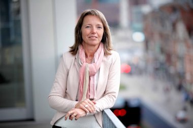 "Het doel van zo’n #brancheorganisatie is een betere, een sterkere ketenwerking waarbij alle partijen in de Belgische aardappelketen zich versterken, dus ook de aardappelproducent." Dit zegt <a href="/sonjadebecker/">sonja de becker</a> in haar 'Op de eerste rij'. bit.ly/2FsBXDk