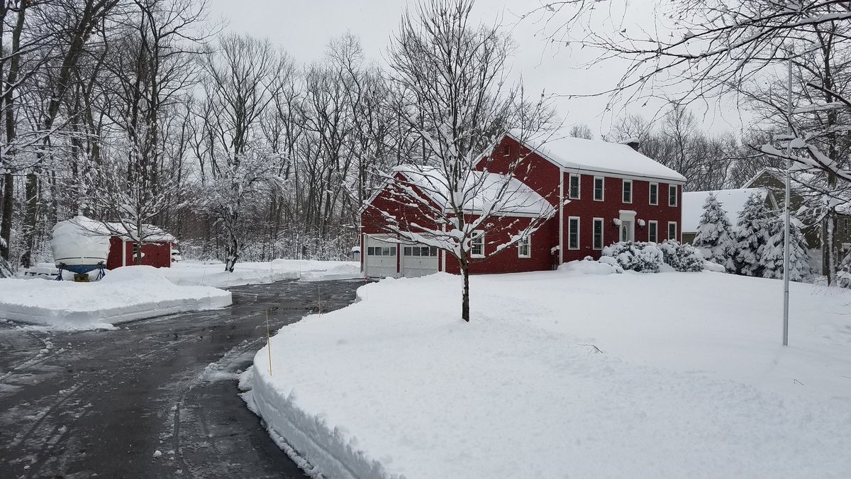 thejuddz's tweet photo. @NECN 16 inches Mike and Jill, Derry NH https://t.co/n160IlDNm1