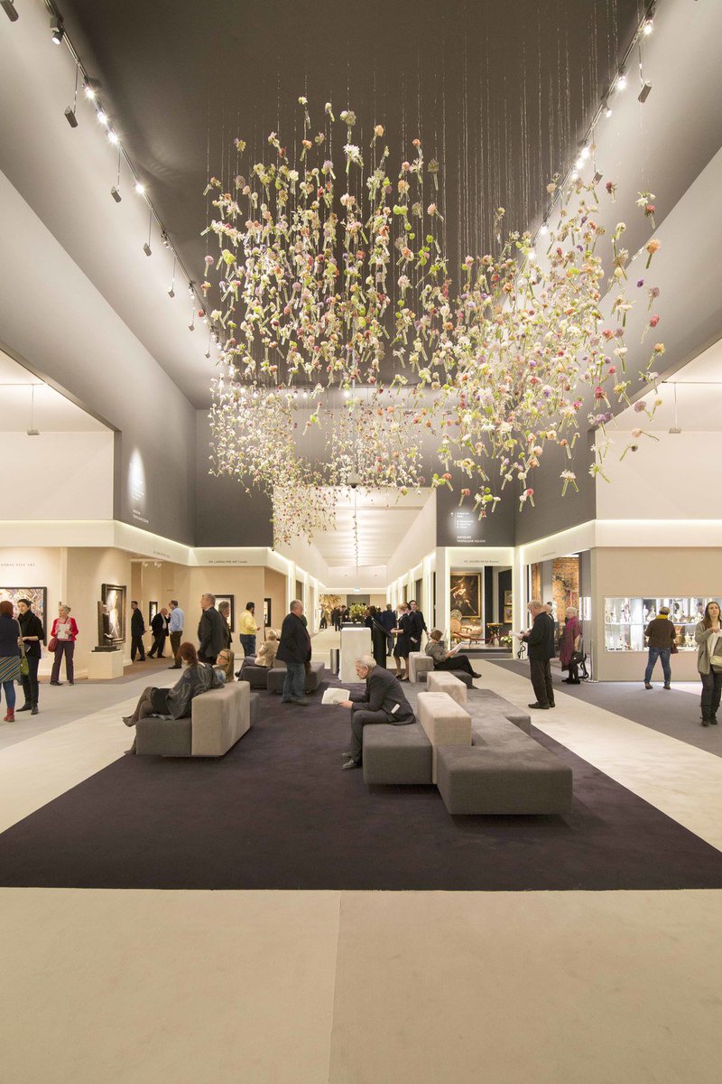 Visit_NL's tweet photo. Everyone who’s in the field of fine art should visit TEFAF (The European Fine Art Fair) in Maastricht. The world’s leading art and antique fair attracts the best dealers, academics, art critics, and collectors. This year's TEFAF runs from 10 - 18 March #discoverholland https://t.co/DlE7bpAS0X