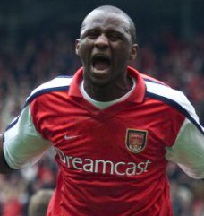 Who would you rather have had in their prime?

RT for Pirlo🇮🇹
LIKE for Vieira🇫🇷

#ACMAFC