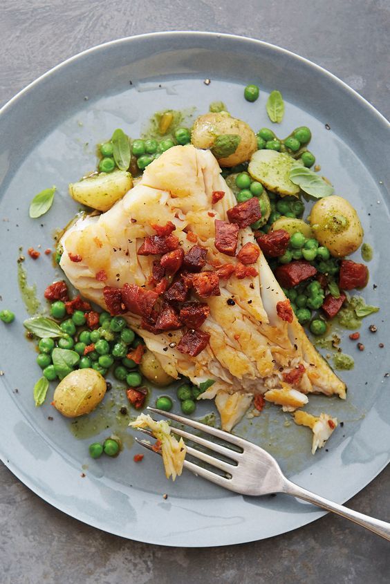 YOUnique_Event's tweet photo. Here we are on our next stop! MARSEILLE! find out more by checking out our blog! 🍴#foodblog 
https://t.co/nH51dAjQuO https://t.co/YrPzauGLpm