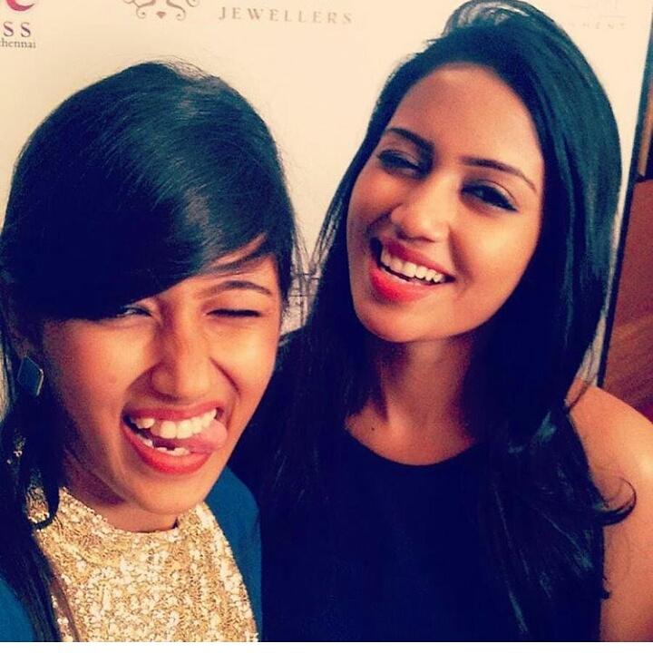 npethuraj_'s tweet photo. Fun time with bestie
#NivethaPethuraj 
@npethuraj_ https://t.co/sOjU1ZjxMq