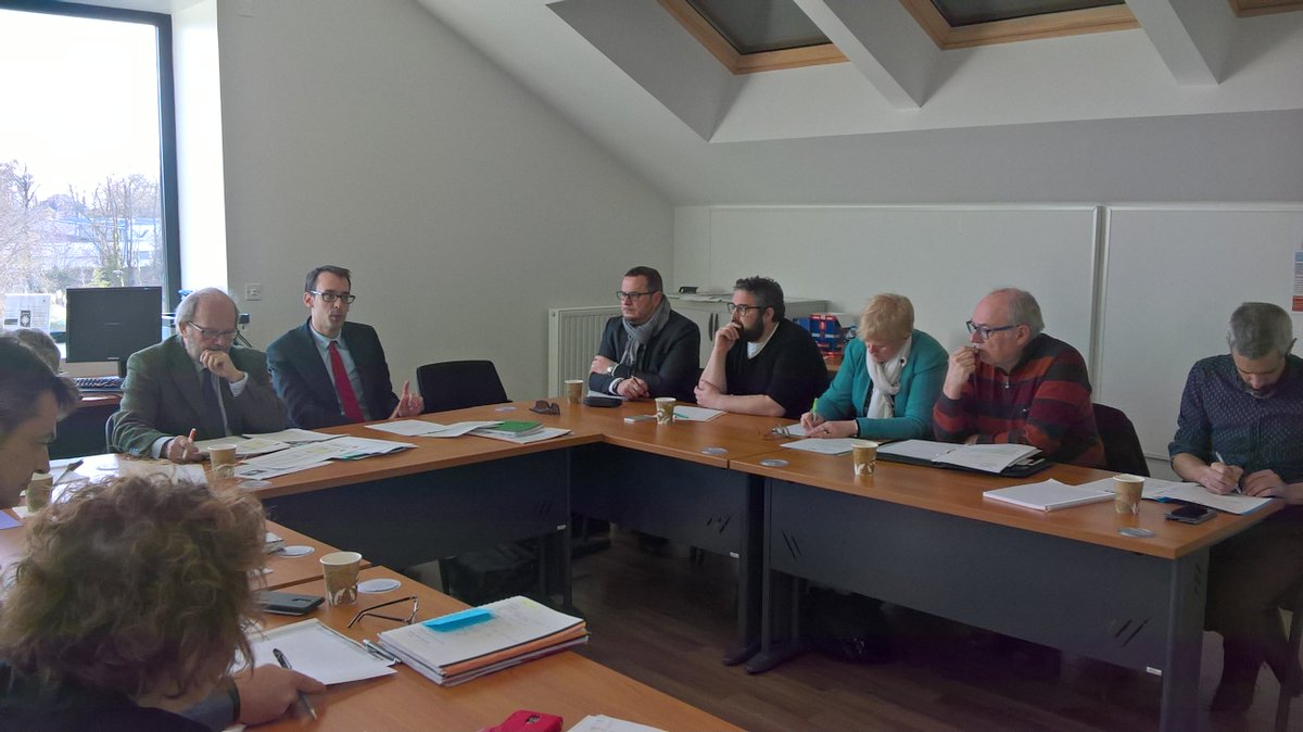 Prefet18's tweet photo. 08/03/18 Réunion du #CODEVE comité de développement pour l'emploi du bassin de #Bourges avec Thibault DELOYE, Secrétaire Général @Prefet18, #Direccte18, #pole_emploi agences Baudens & Prospective, @cg_18, #Mission_Locale, #Cap_emploi, Association #EGEE & Mission emploi #Bourges https://t.co/VJkUK76iR4