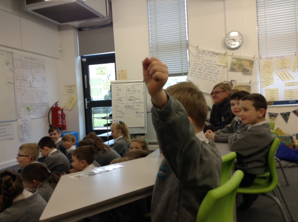 DeePointPrimary's tweet image. Thank you Mr R for being our #SecretReader. We LOVED hearing how you met @roald_dahl as a child &amp;amp; inspired us all to pick up a book!