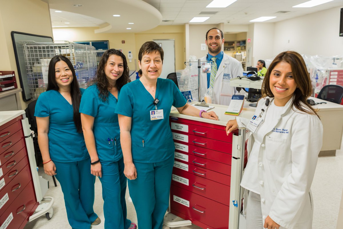 ASHPOfficial's tweet image. Today we honor all the women pharmacists and technicians on healthcare teams worldwide who work tirelessly to serve their patients. It’s International Women’s Day!