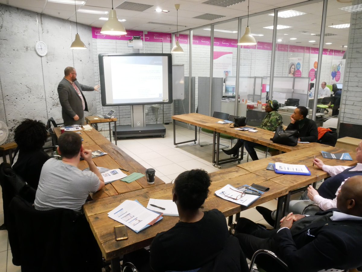 newhamcollege's tweet photo. Our Director of #Apprenticeships @NeilCoates4 delivered a workshop, named 'Why hire an apprentice?' to @enterprisesteps clients in the @BusLabStratford for #NAW2018. https://t.co/Gg46qLtiRC