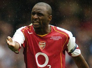 KPmufc's tweet image. Who was better?

RT for Patrick Vieira 

Like for Roy Keane