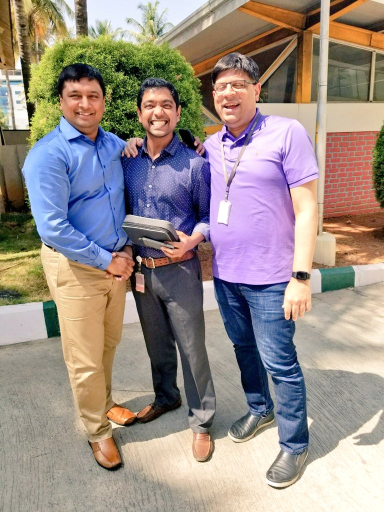 rvkoushik's tweet image. Surprise meeting @Mindtree_Ltd #ExecuteSmart. PC:@srama79